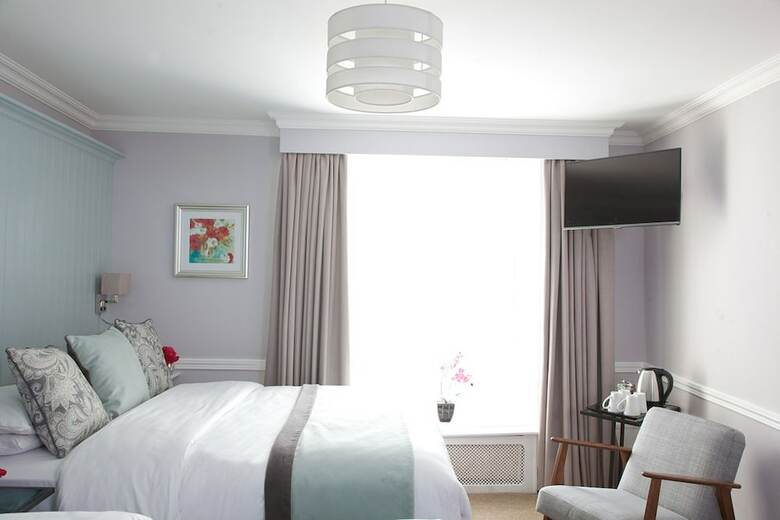 Hayes Hotel