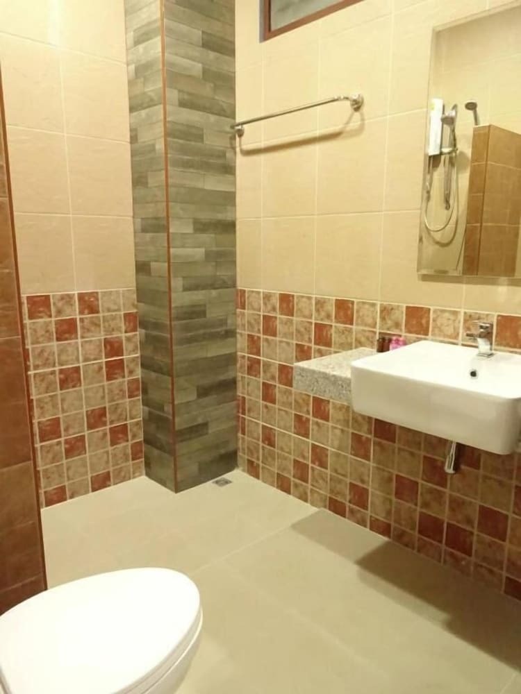 Hotel Bc Guesthouse Si Phraya