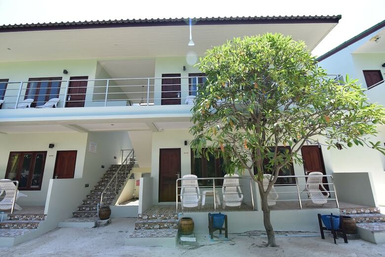 Hotel Varin Beach Resort