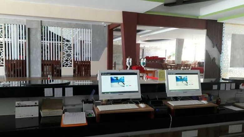 Hotel Varin Beach Resort