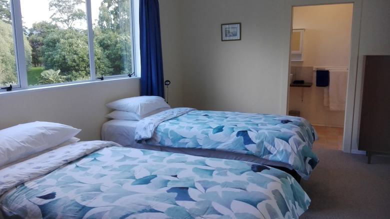 Hotel Purple Hen Guest House