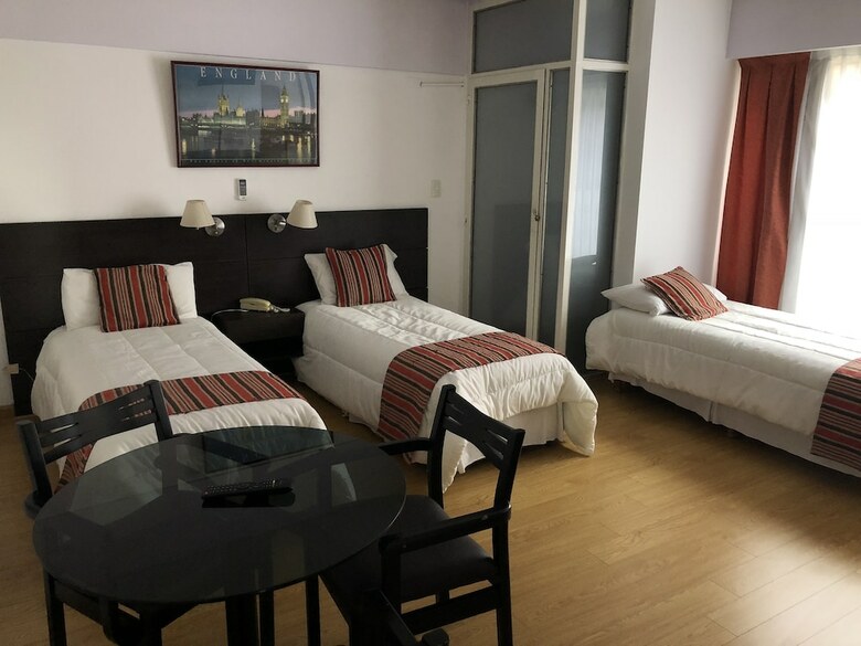Hotel Golf Tower Suites And Apartments