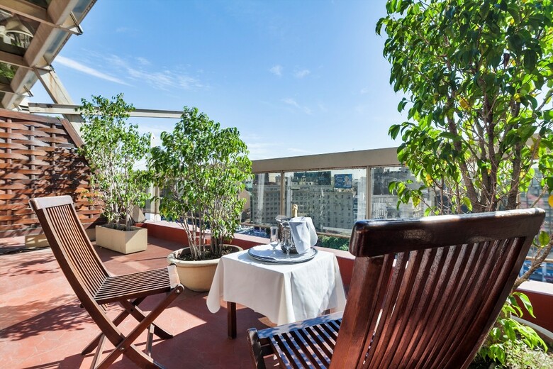 Hotel Exe Col�n