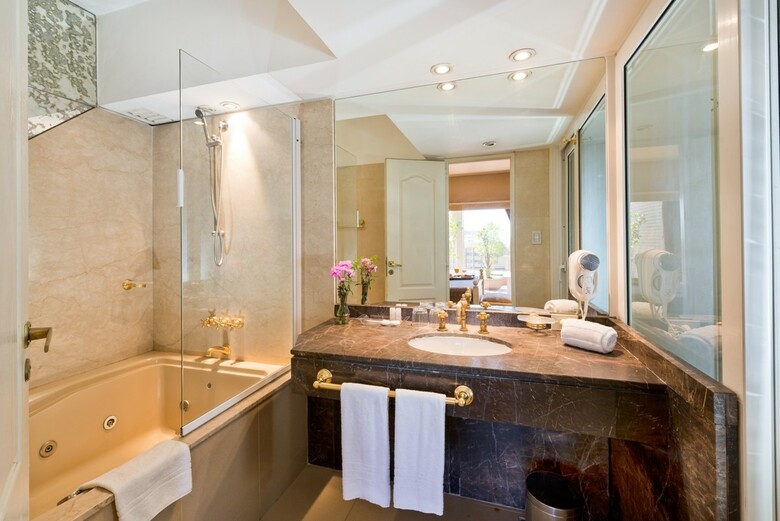 Hotel Exe Col�n