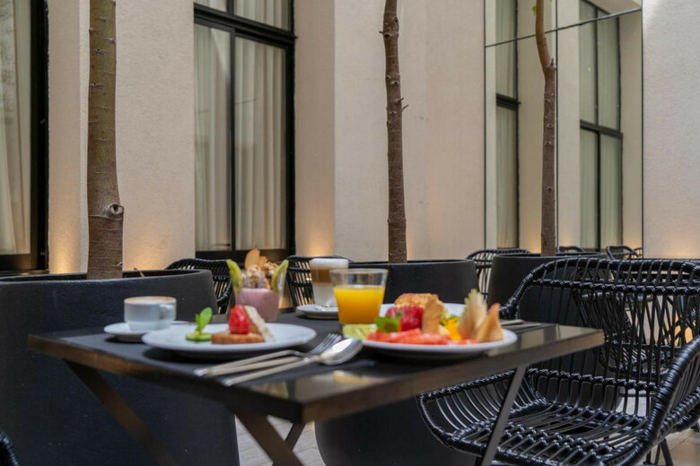 Efe Hotel & Cowork