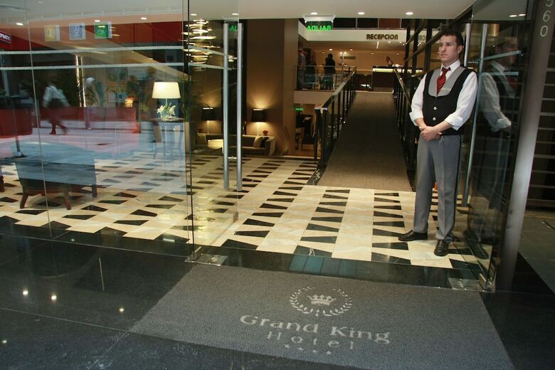 Grand King Hotel