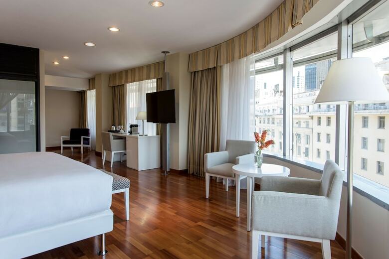 Hotel NH Buenos Aires Latino
