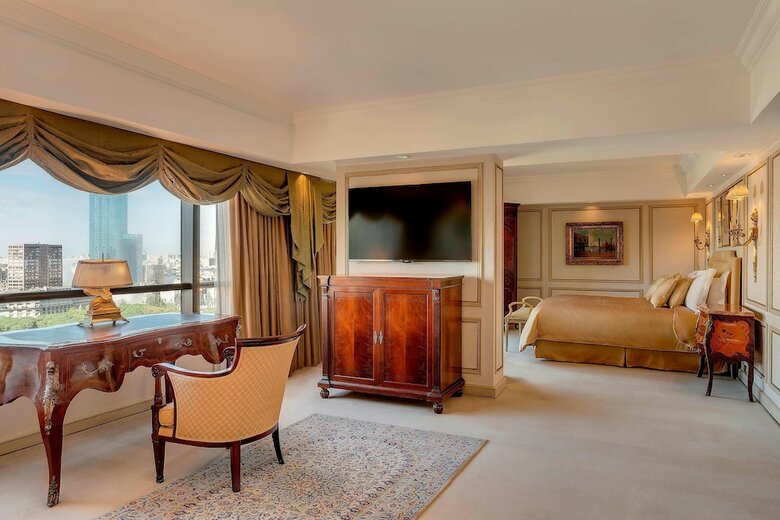 Park Tower - A Luxury Collection Hotel