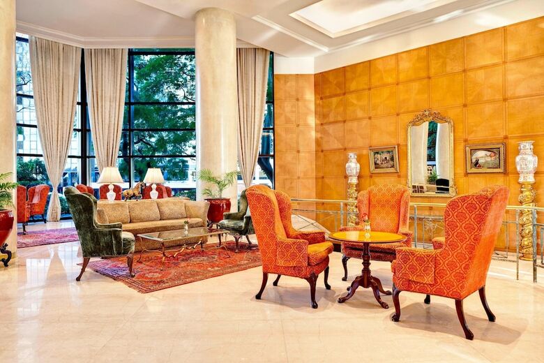 Park Tower - A Luxury Collection Hotel
