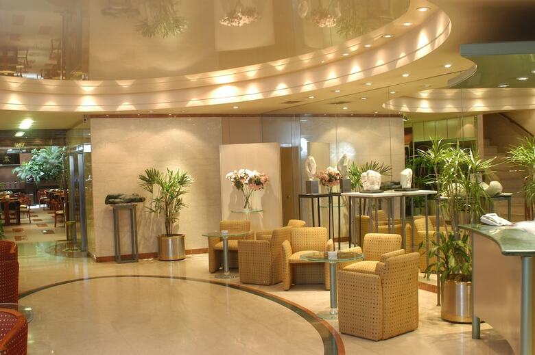 Wilton Hotel