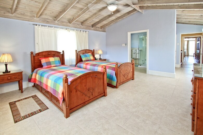 Azure Cove, Silver Sands. Jamaica Villas 5br