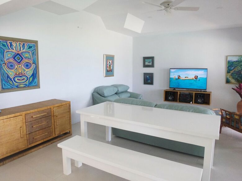 Villa Siesta - Runaway Bay 5br
