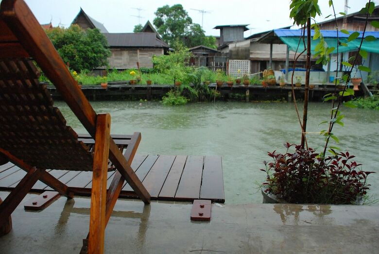 Hotel Chotika Riverfront