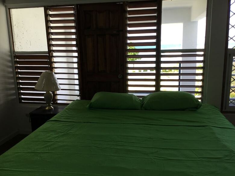 Hotel Stoner's Beach Resort