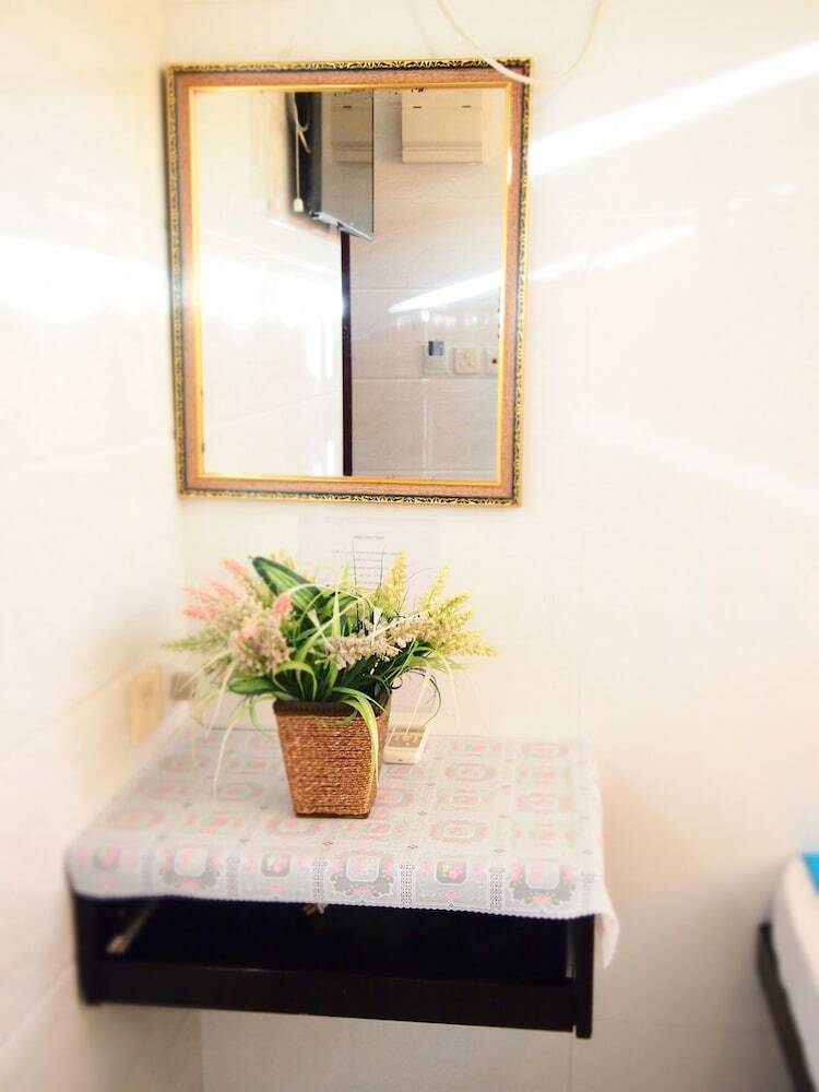 Hotel Woodstock Hostel