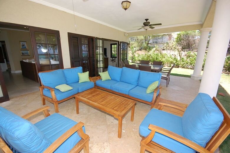 Mai Tai Villa, 4br By Jamaican Treasures