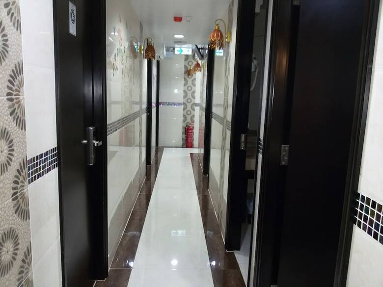 Aashiana Hotel