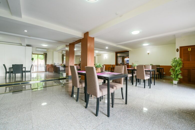 The Route Sriracha Hotel And Residence