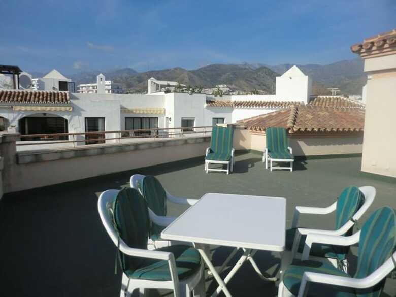 Apartamentos Jarales Canovas Nerja