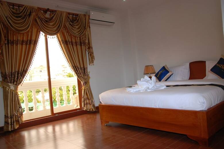 Emerald Bb Battambang Hotel