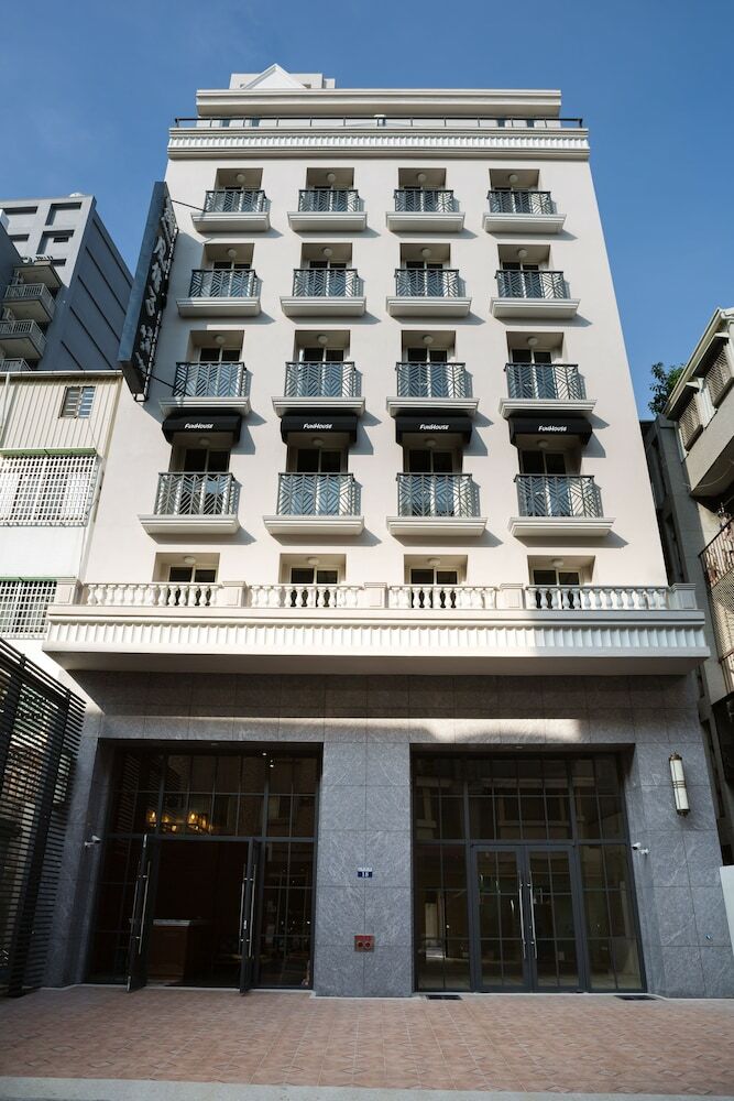 Hotel Funhouseyz