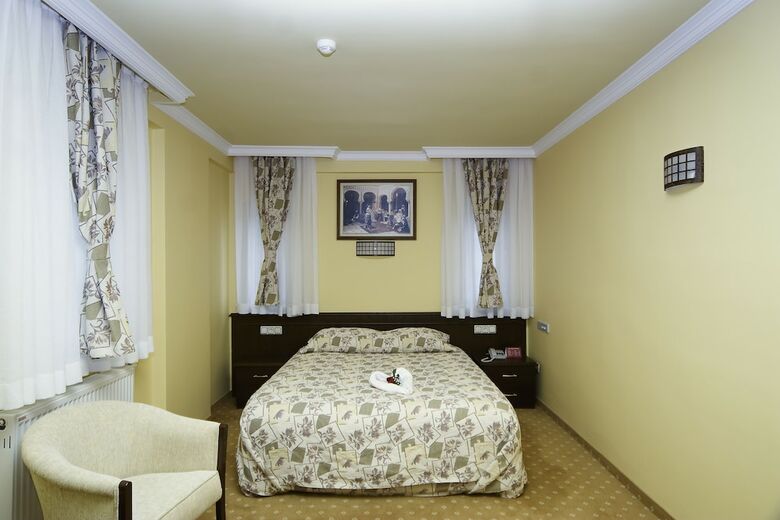 Grand Eras Hotel