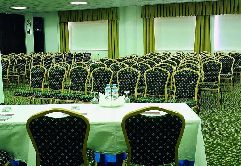 Grand Eras Hotel