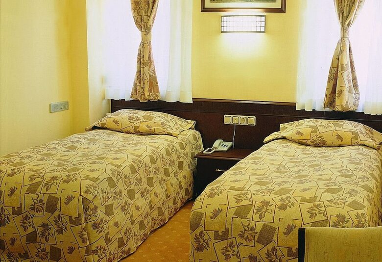 Grand Eras Hotel