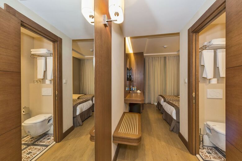 Viore Hotel