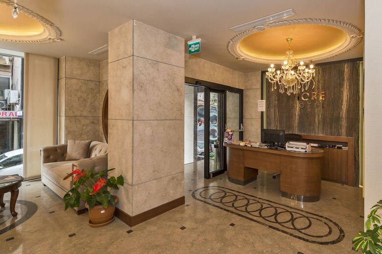 Viore Hotel