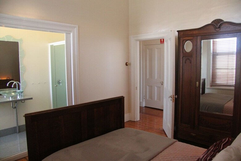 Apartamentos Ivy's On Bank