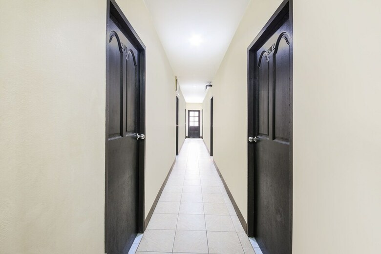 Hotel Oyo 244 Roar Inn Patong