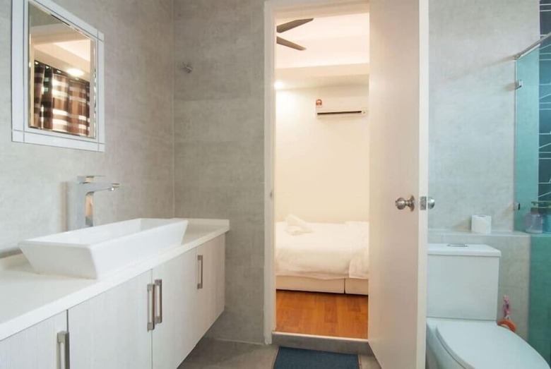 Apartamentos Sunset Seaview Vacation Condos @ Crystal Condo