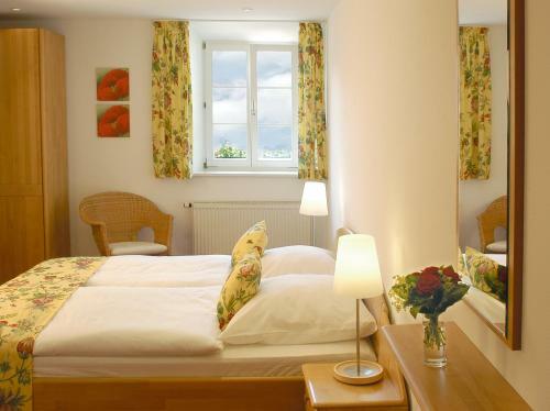 Landgasthof Und Hotel Weisser L�we