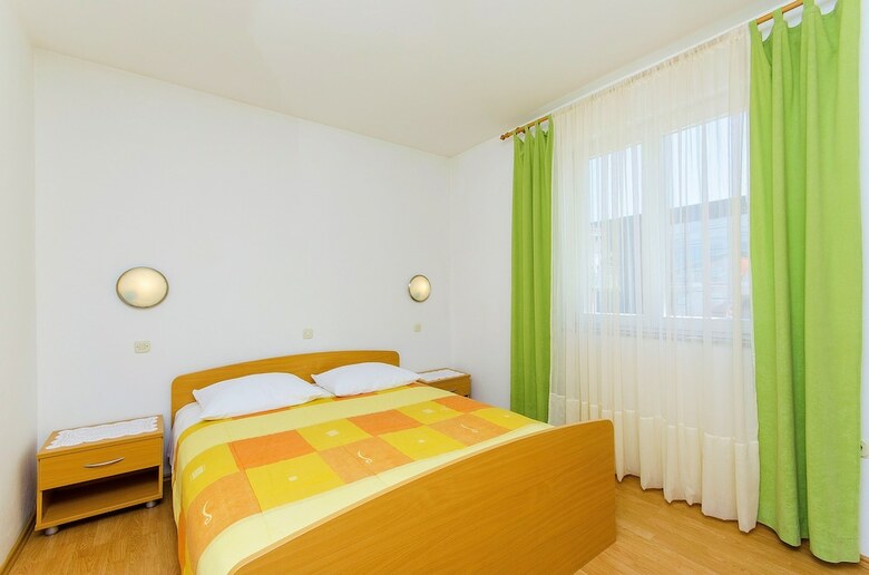Apartments Biserka
