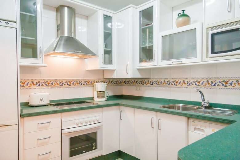 Apartamentos Rubarsal Canovas Nerja