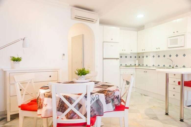 Apartamentos Stella Maris Canovas Nerja