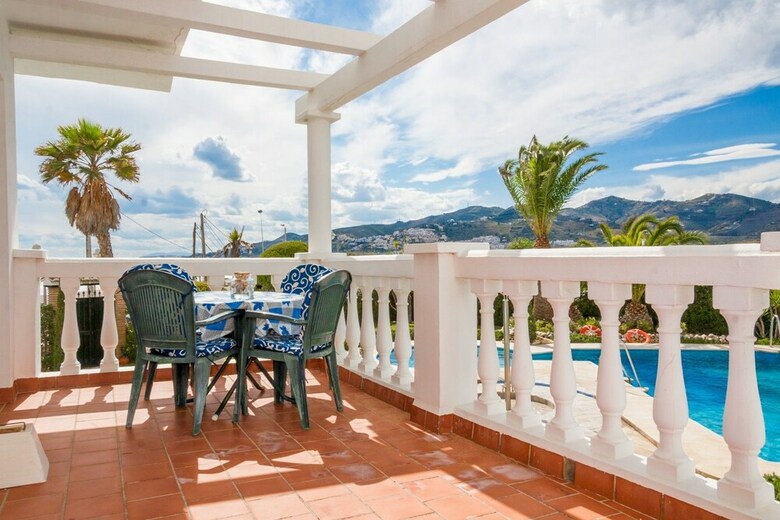 Apartamentos Stella Maris Canovas Nerja