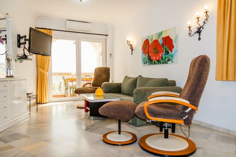Apartamentos Stella Maris Canovas Nerja