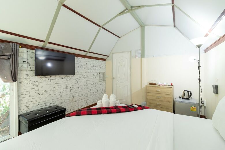 Kurina Hotel