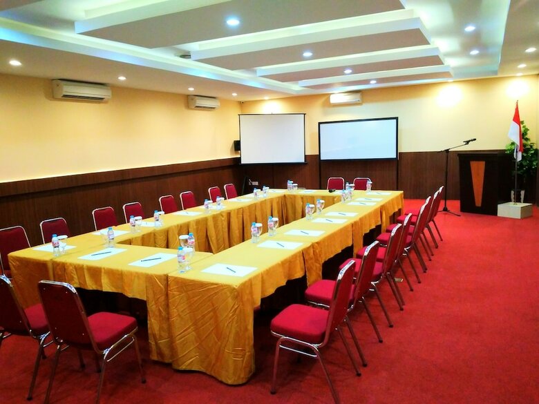 Parma Paus Hotel