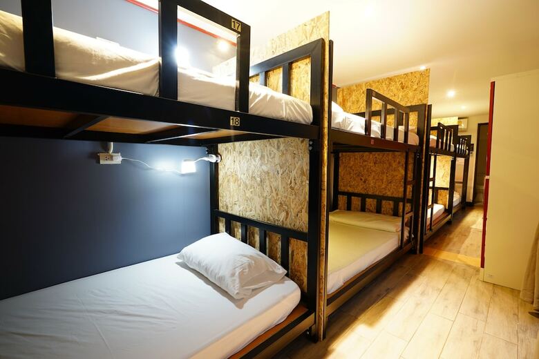 Hostal @box Hostel