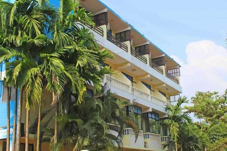 Hotel Morjim Bay Resort