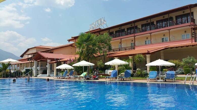 Famissi Eden Hotel