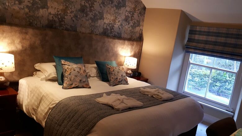 Bed & Breakfast The Knoll Country House