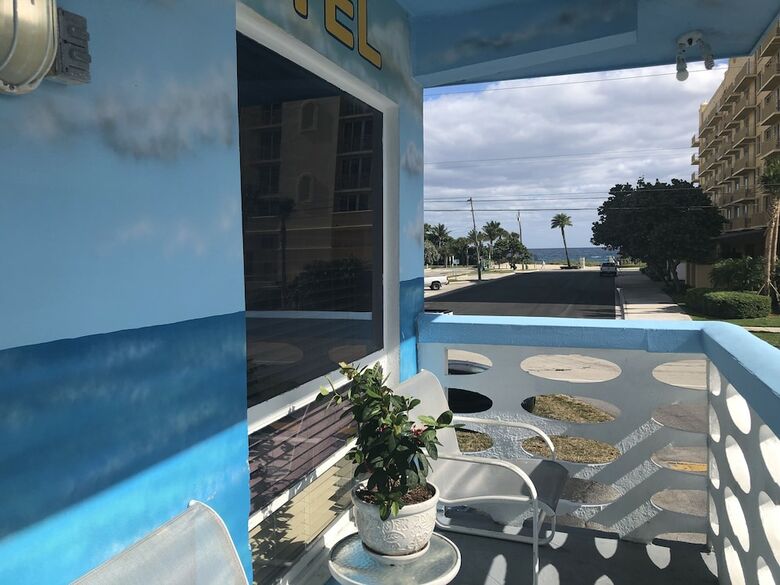 925 Ocean Boutique Hotel