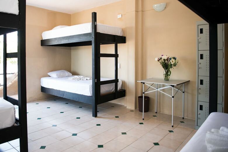 Hostal Deja Hostel