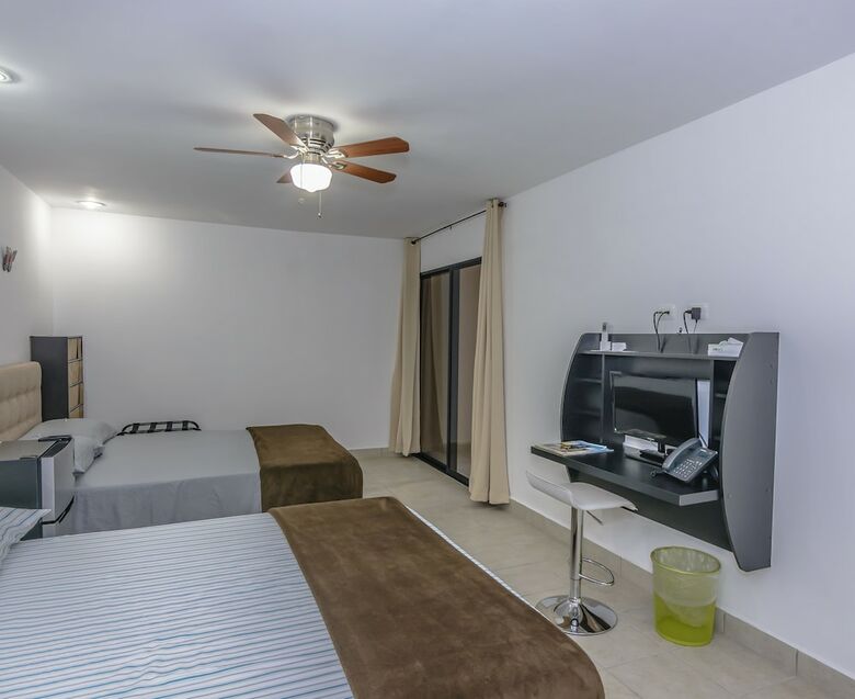 Hotel Cabo Accomodations For Everyone