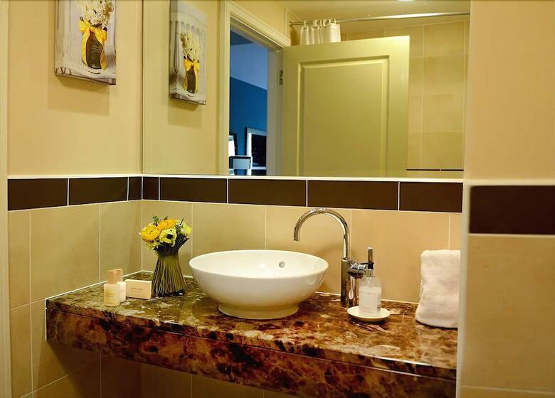 Burren Atlantic Hotel