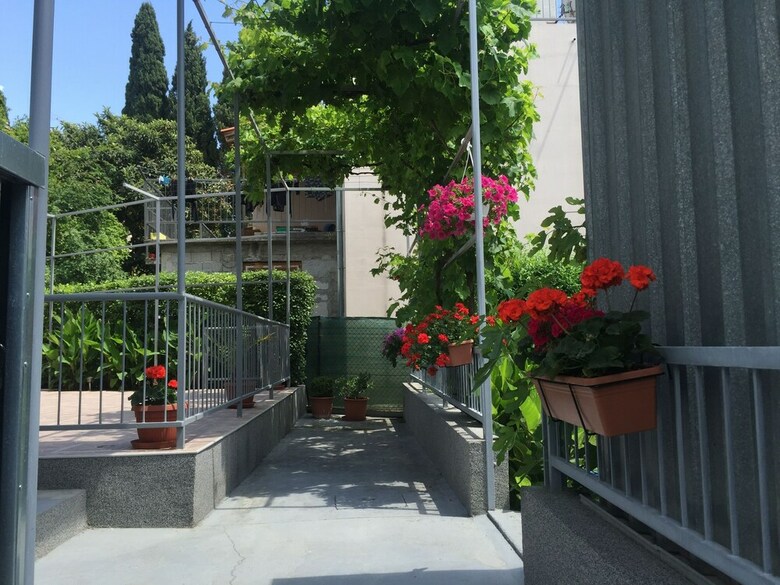 Hotel Guesthouse Varnica